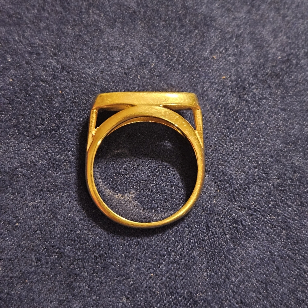Vintage Avon Mother of Pearl Ring Size 6 Gold Plated White Shell Inlay - Picture 4 of 5